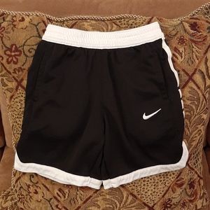 Nike toddler boys shorts size 4T